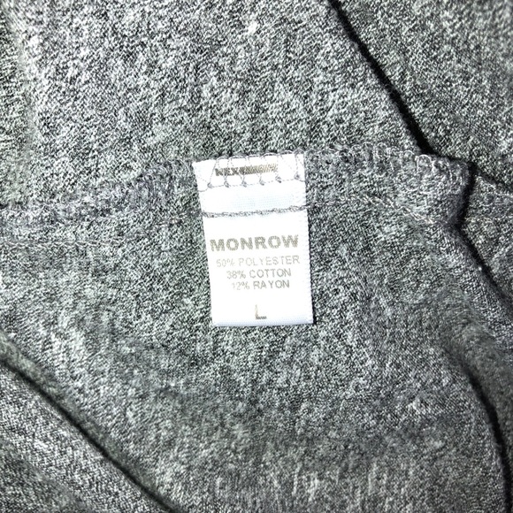 Monroe vneck collared shirt size large - Picture 5 of 5